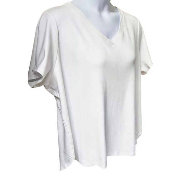ISAAC MIZRAHI LIVE ESSENTALS Plus Size White V- Neck Short Sleeve Top Size 3X - Picture 3 of 16